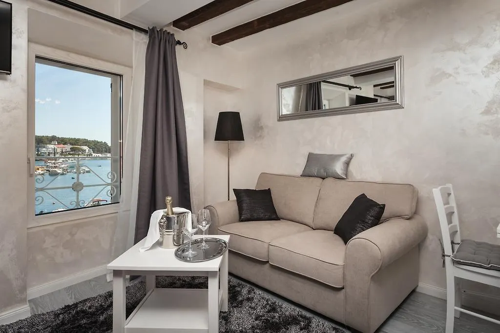 Royal Apartments Rovigno